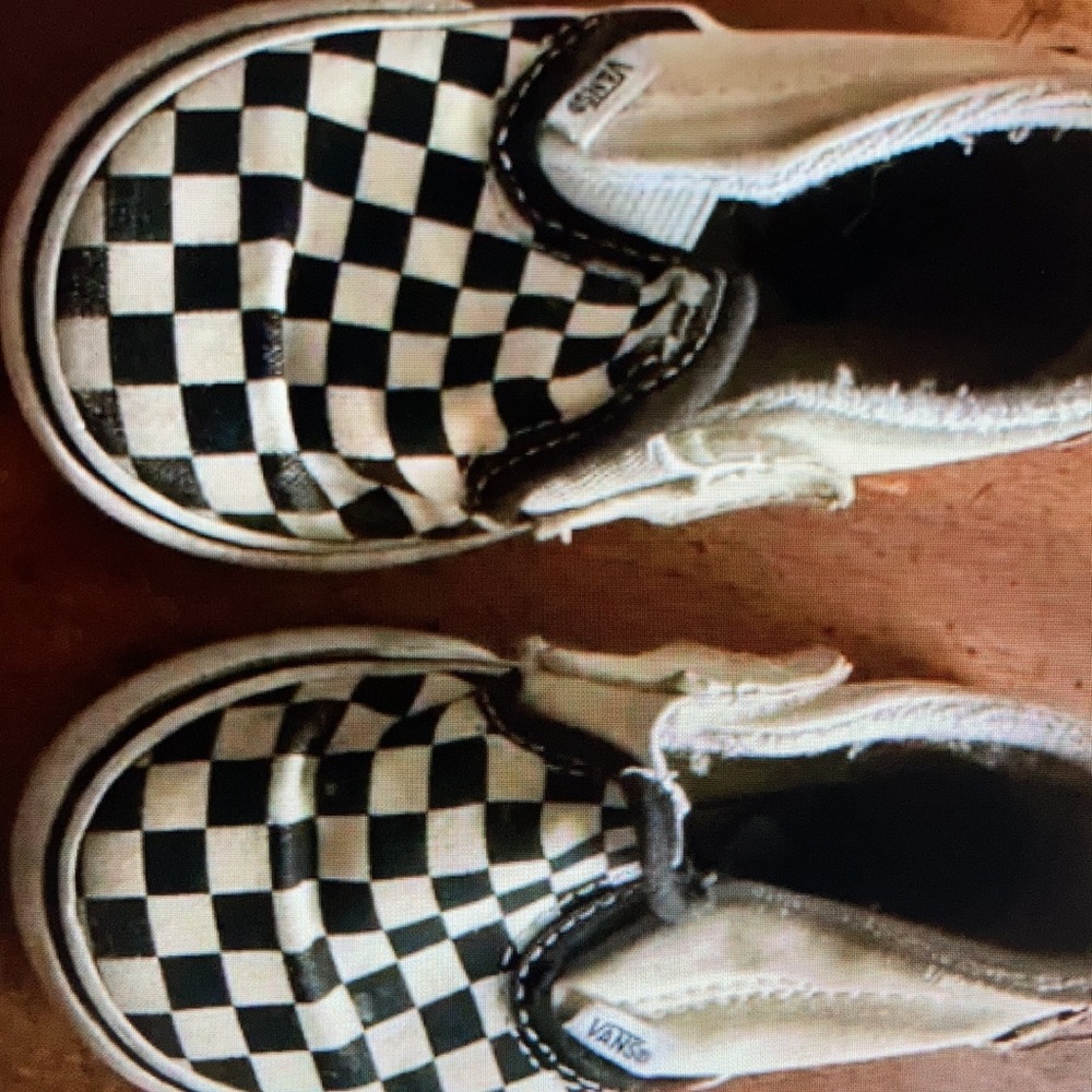 Checked slip-on up shoes